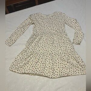 Old Navy 10/12 darling floral long sleeve cotton dress, like new, K